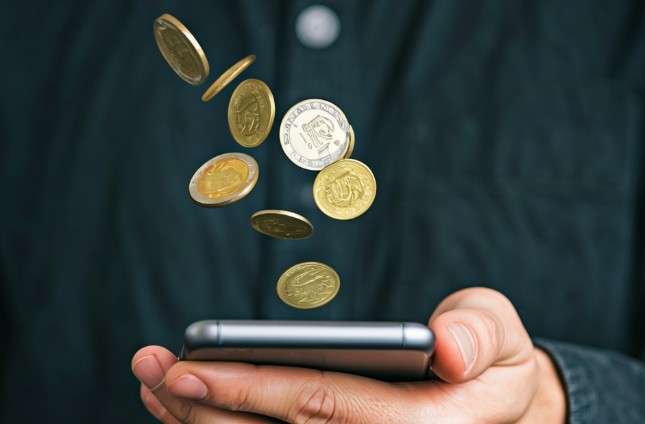 Берет займ в МФО