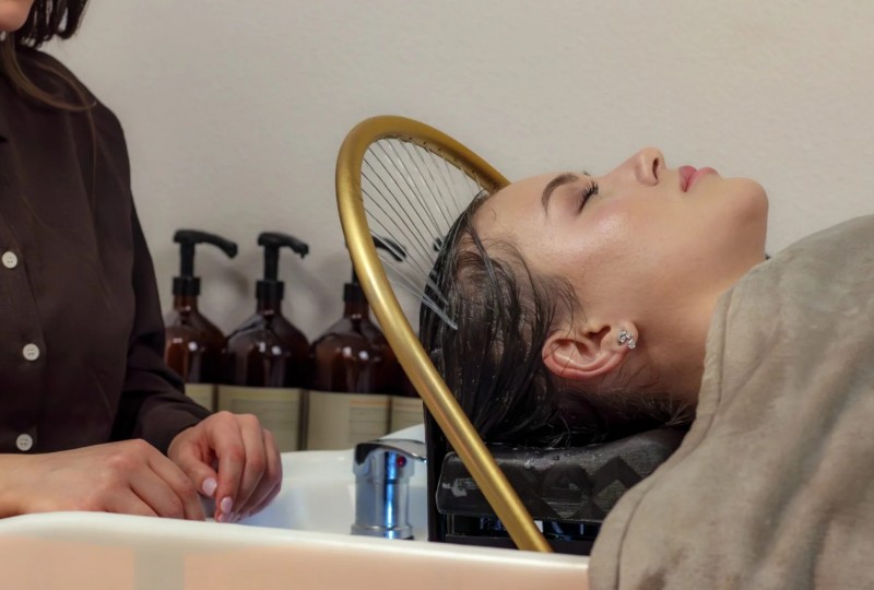 СПА процедуры для головы с водой