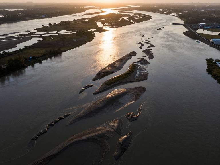 Речные дельты уходят под воду